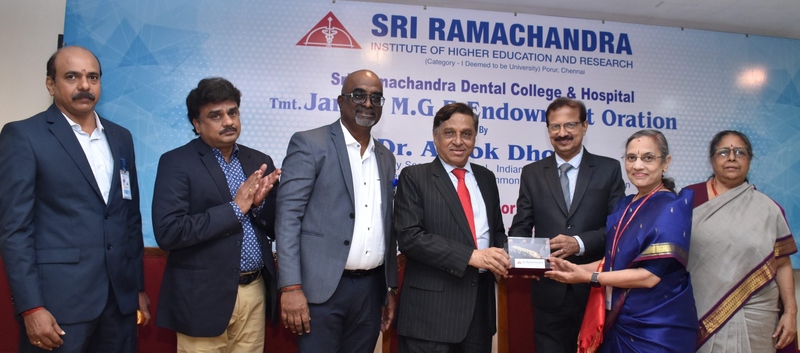 DR. ASHOK DHOBLE, SECRETARY-GENERAL, INDIAN DENTAL ASSOCIATION WHO DELIVERED A TMT. JANAKI MGR ENDOWMENT ORATION at SRIHER